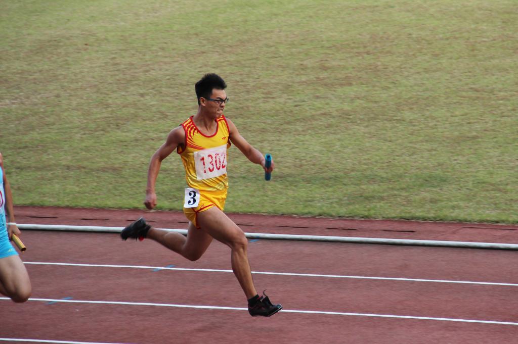 男子接力第七名